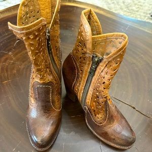 COPY - Amazing Bed Stu booties!!